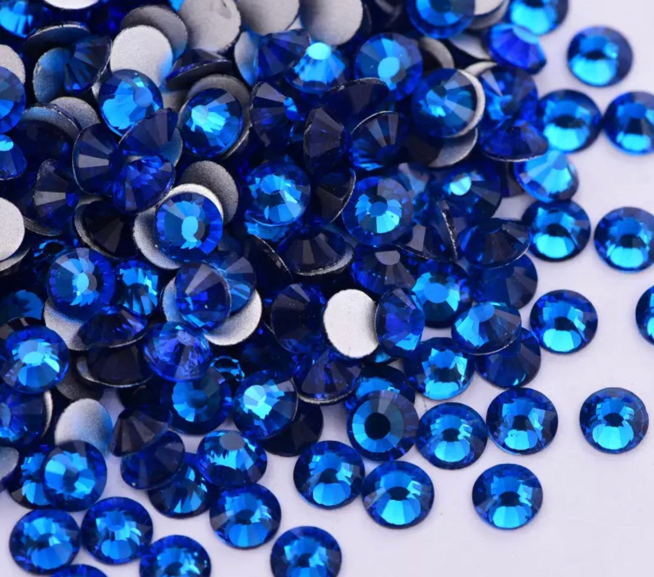 SS6 Glass Rhinestones