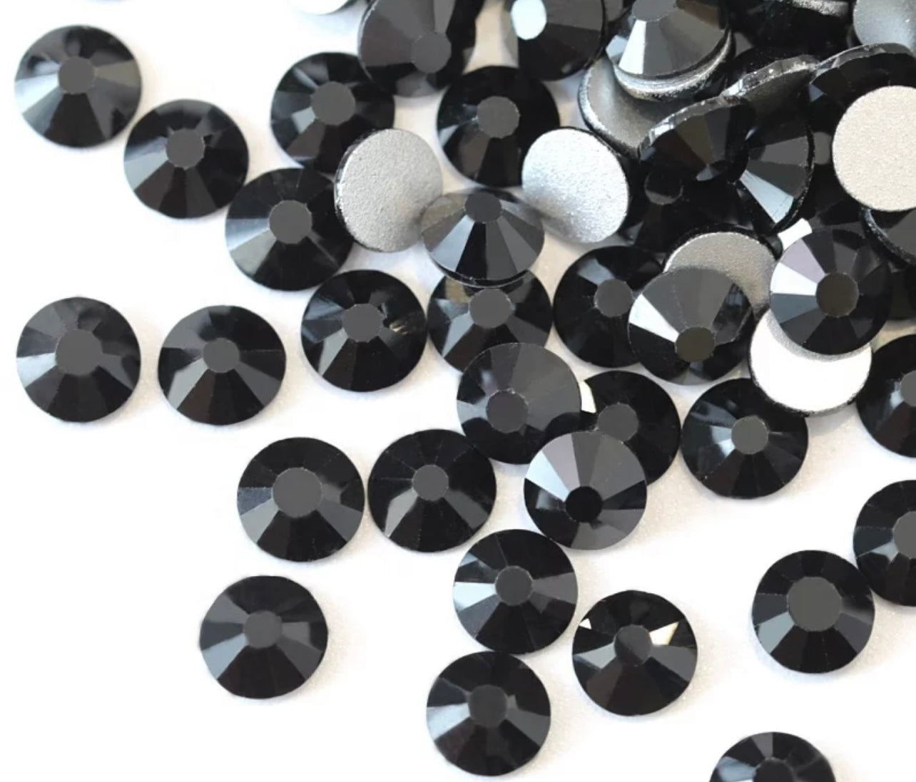 SS6 Glass Rhinestones